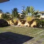 Apto Sant,Anna Taperapuan